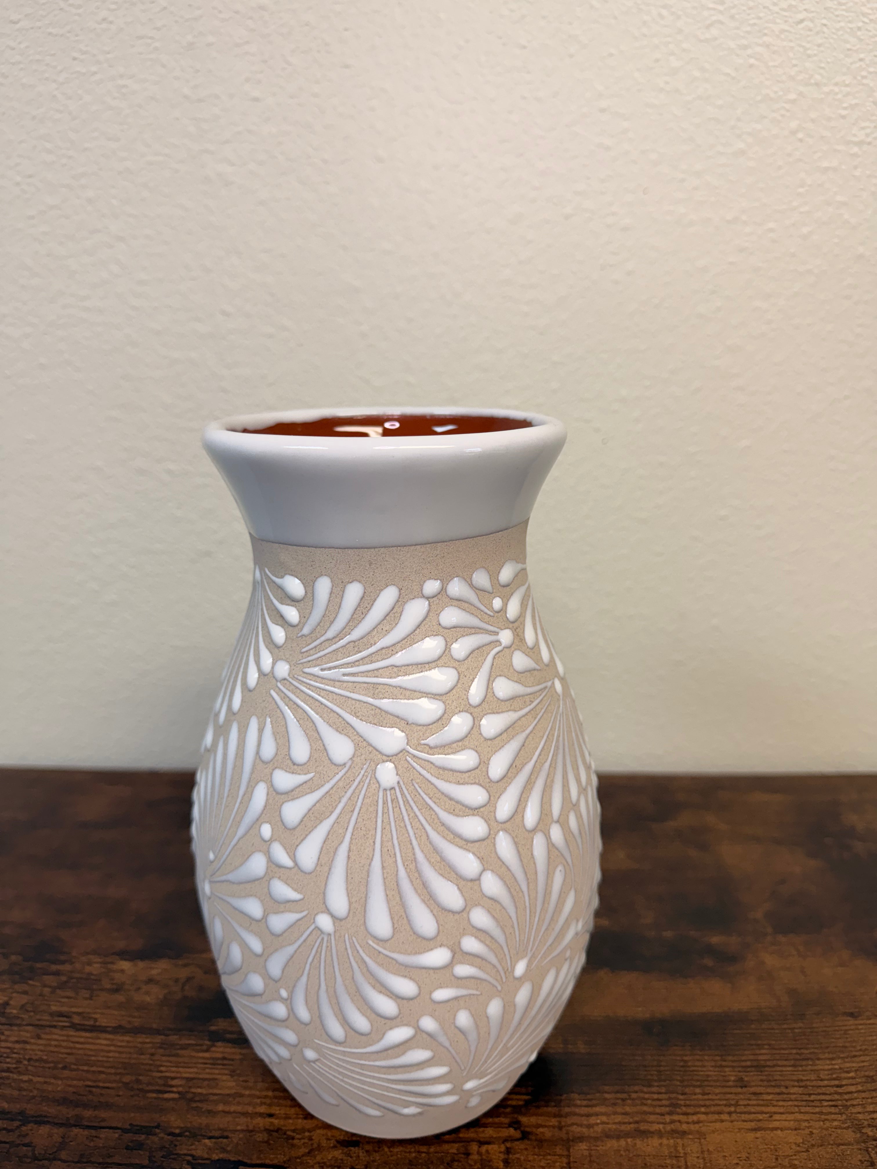 FLORERO ENGOBE, MEXICAN VASE